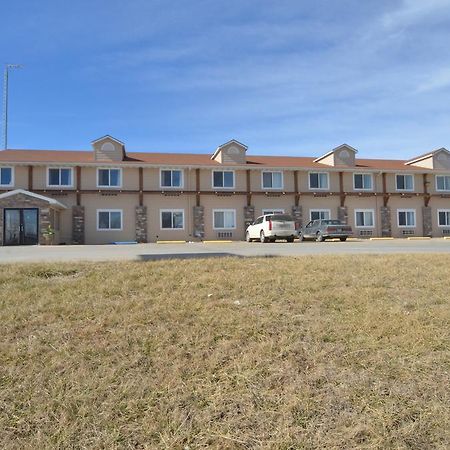 Rock Creek Hotel Sabetha Exterior photo