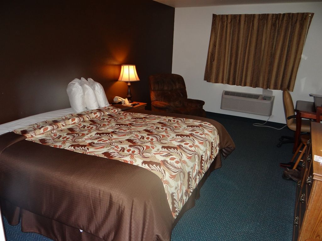 Rock Creek Hotel Sabetha Room photo