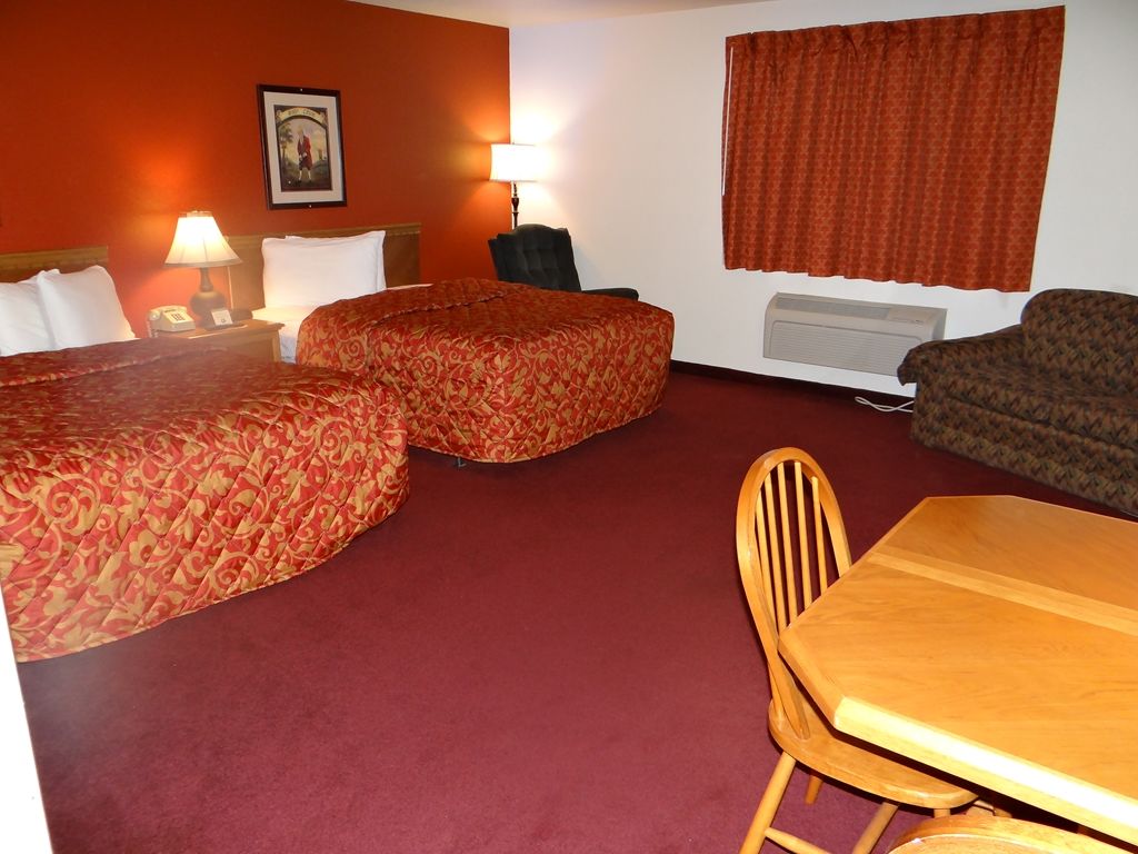 Rock Creek Hotel Sabetha Room photo