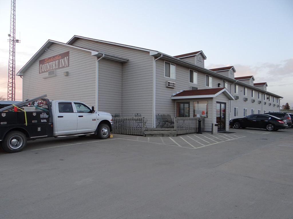 Rock Creek Hotel Sabetha Exterior photo